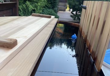 bain nordique rempli d'eau