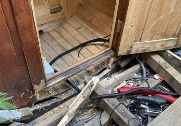 travaux d'électricité sous le sauna